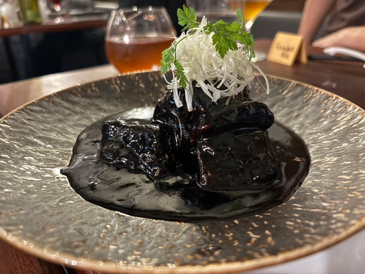 関飯店｜創作中華×ワイン　中野の予約困難店へ。